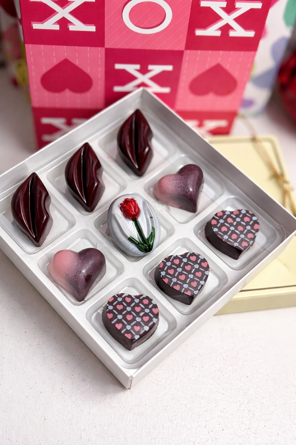 Valentine’s Chocolate Gift Box – 9 Pieces